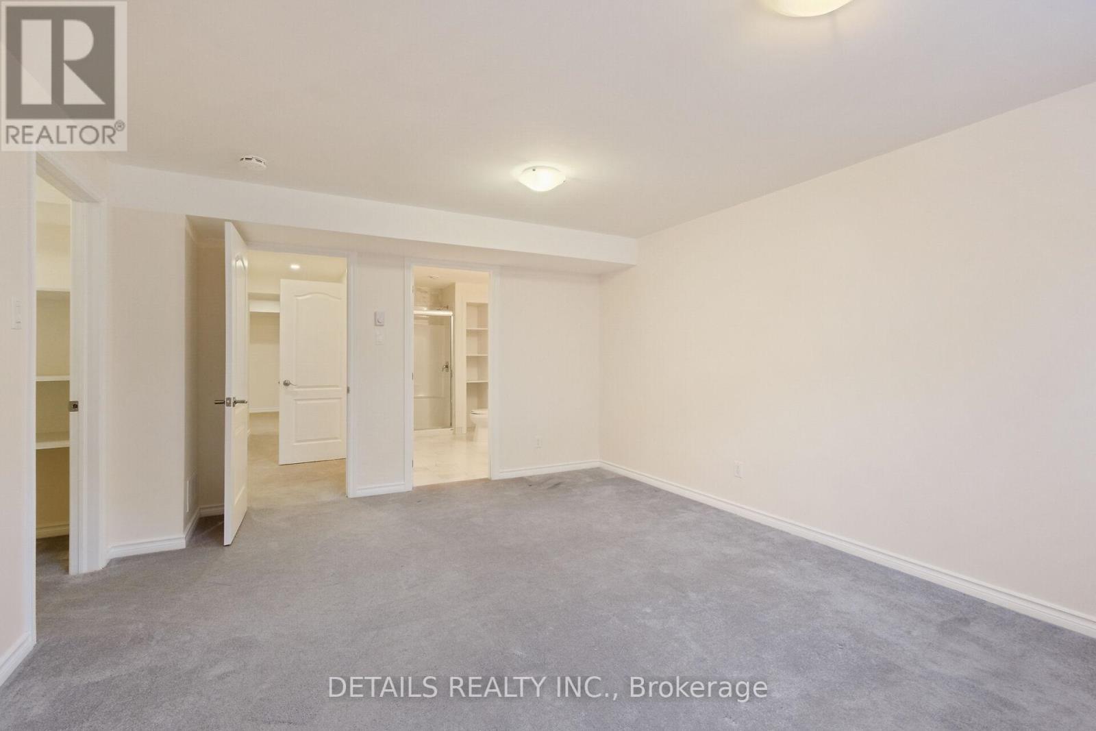 












313 GRACEWOOD CRESCENT

,
Ottawa,




Ontario
K1T0J7

