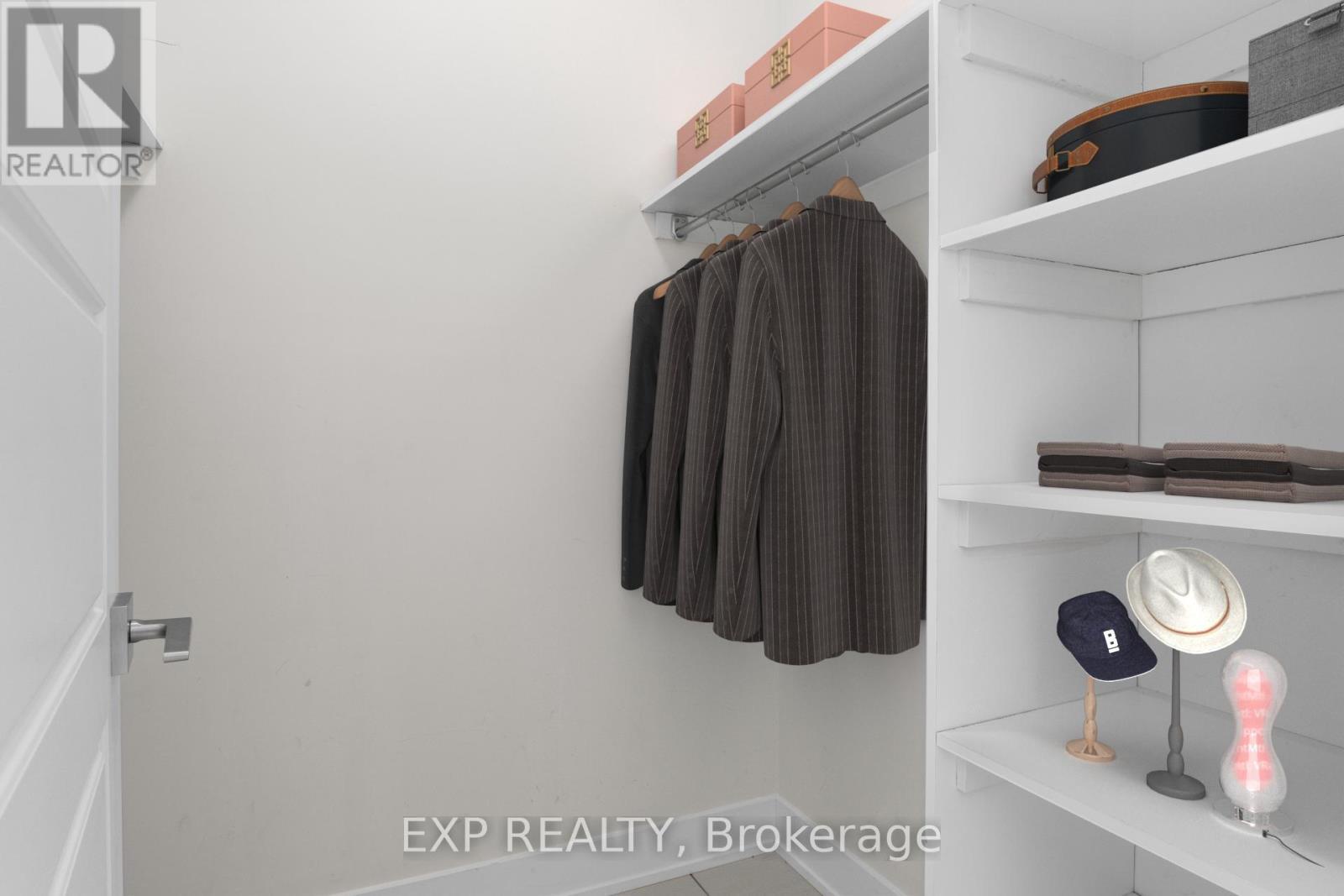 












1381 HENRI LAUZON STREET

,
Ottawa,




Ontario
K1C1R8


