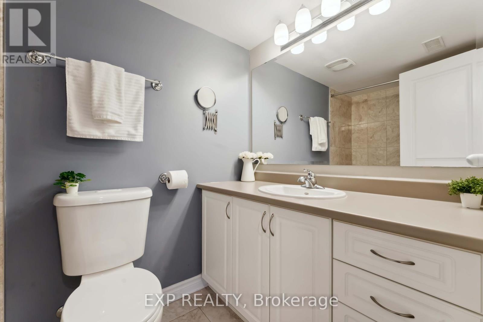 












486 CLEARBROOK DRIVE

,
Ottawa,




Ontario
K2J0H9

