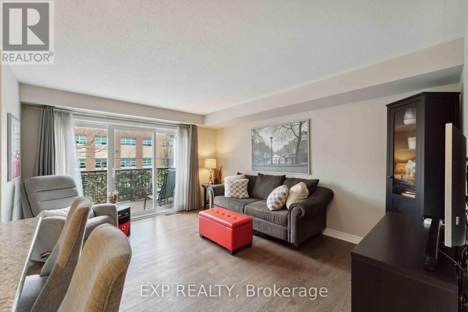 












486 CLEARBROOK DRIVE

,
Ottawa,




Ontario
K2J0H9

