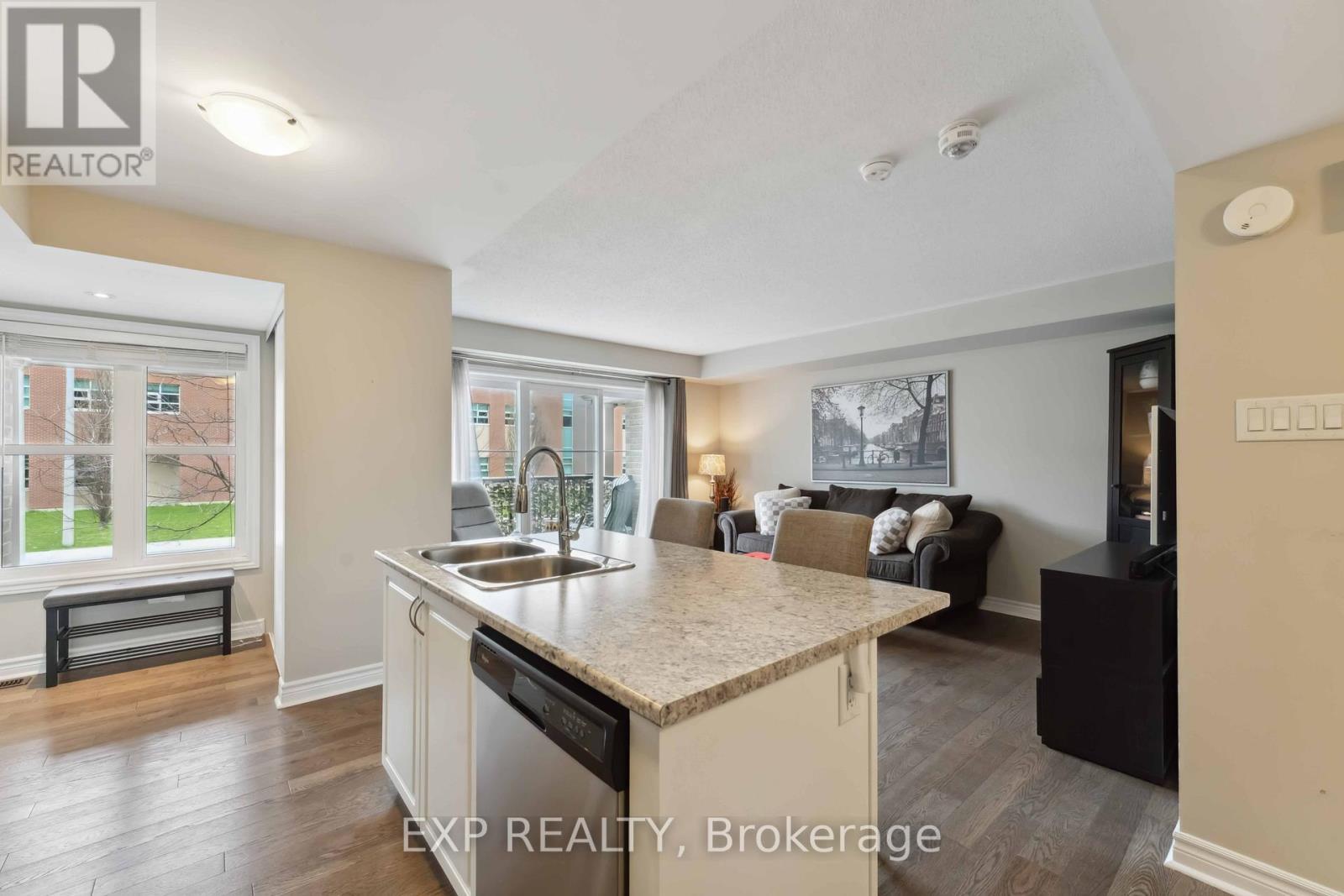 












486 CLEARBROOK DRIVE

,
Ottawa,




Ontario
K2J0H9

