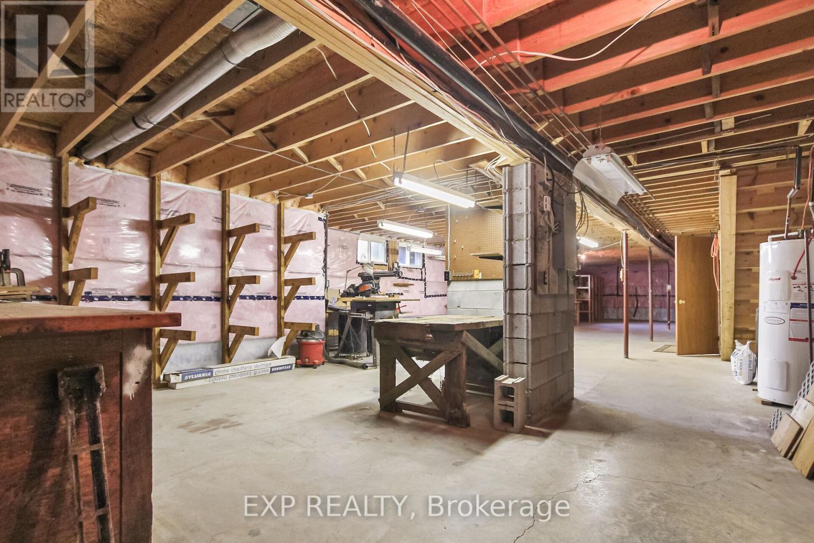 












4817 KINBURN SIDE ROAD

,
Mississippi Mills,




Ontario
K0A2X0

