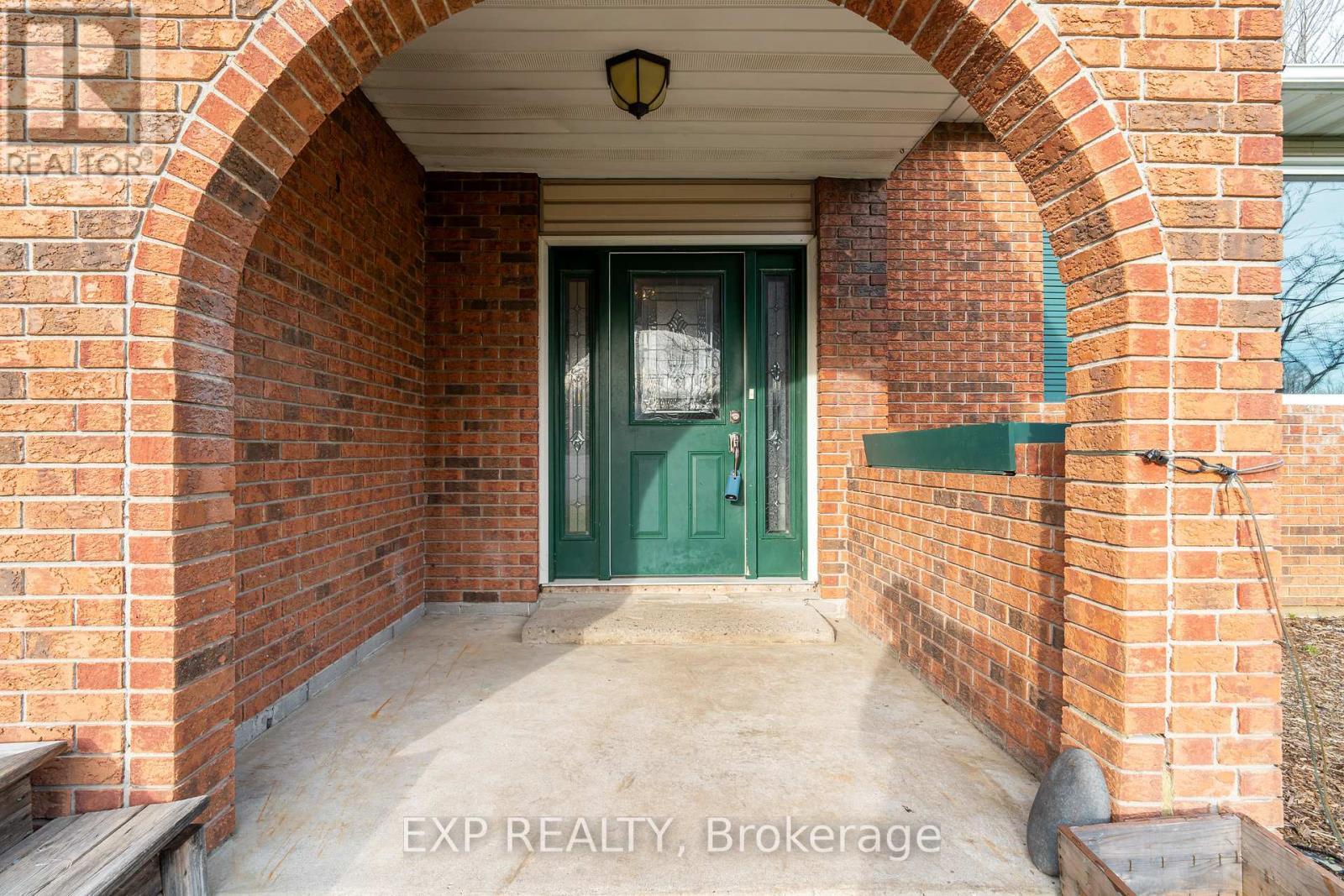 












8264 15

,
Beckwith,




Ontario
K7C3P2

