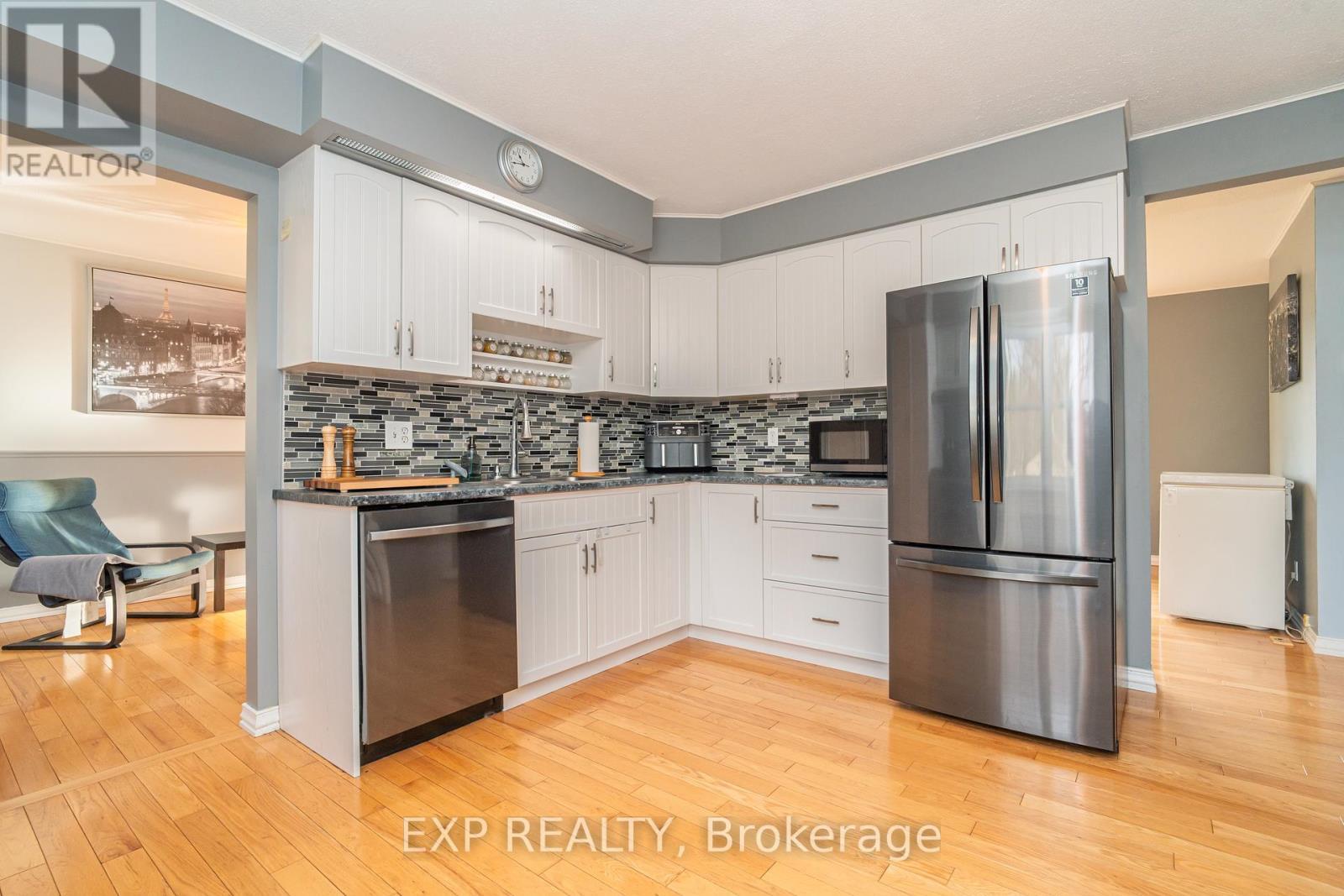 












8264 15

,
Beckwith,




Ontario
K7C3P2

