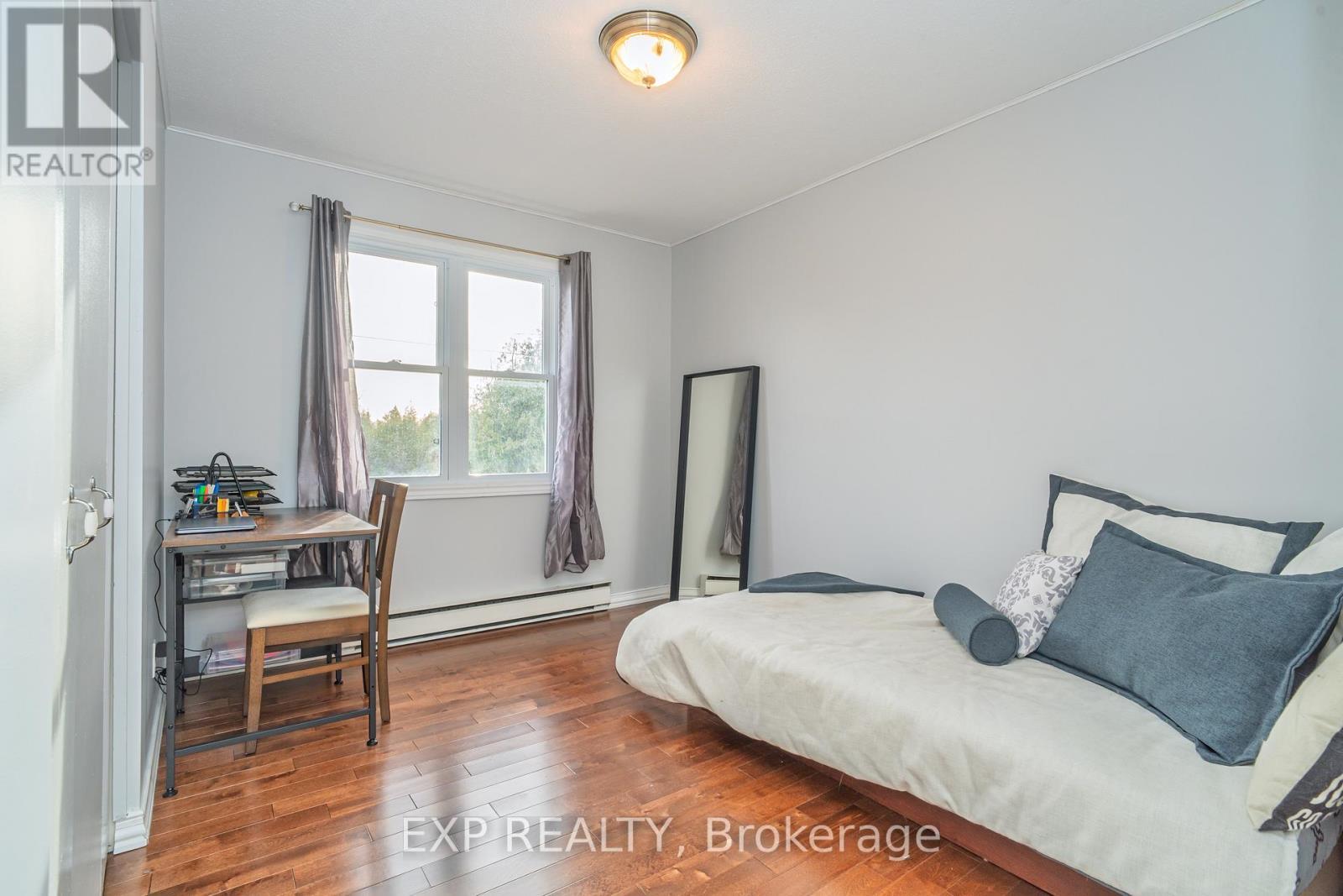 












8264 15

,
Beckwith,




Ontario
K7C3P2

