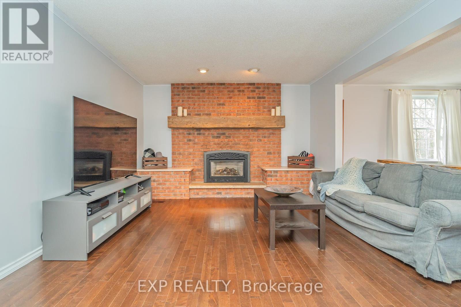 












8264 15

,
Beckwith,




Ontario
K7C3P2

