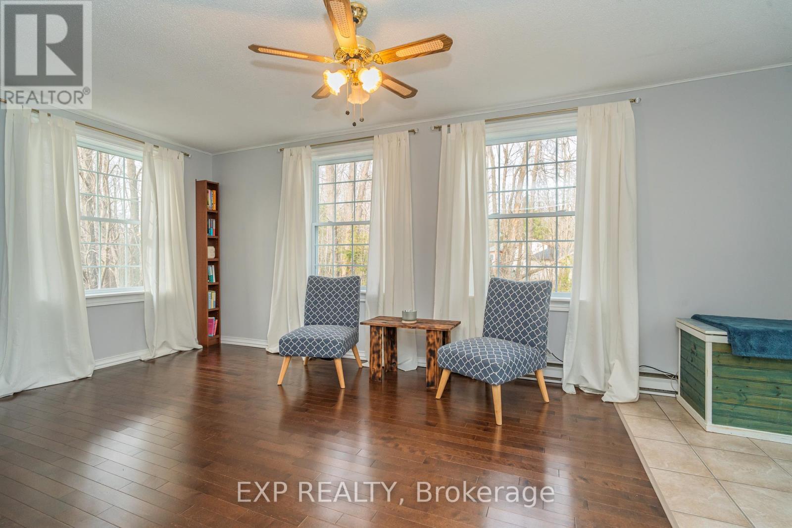 












8264 15

,
Beckwith,




Ontario
K7C3P2

