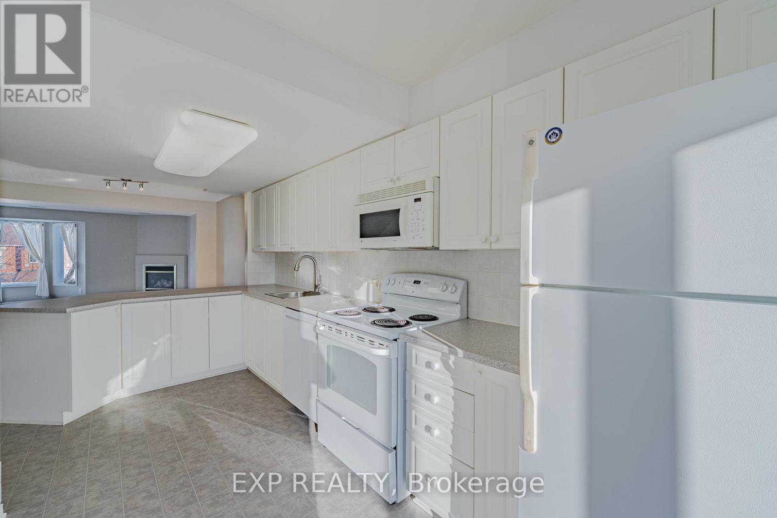 












254 CRESTHAVEN DRIVE

,
Ottawa,




Ontario
K2G6W4


