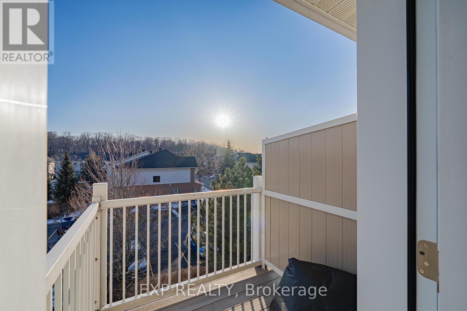 












254 CRESTHAVEN DRIVE

,
Ottawa,




Ontario
K2G6W4

