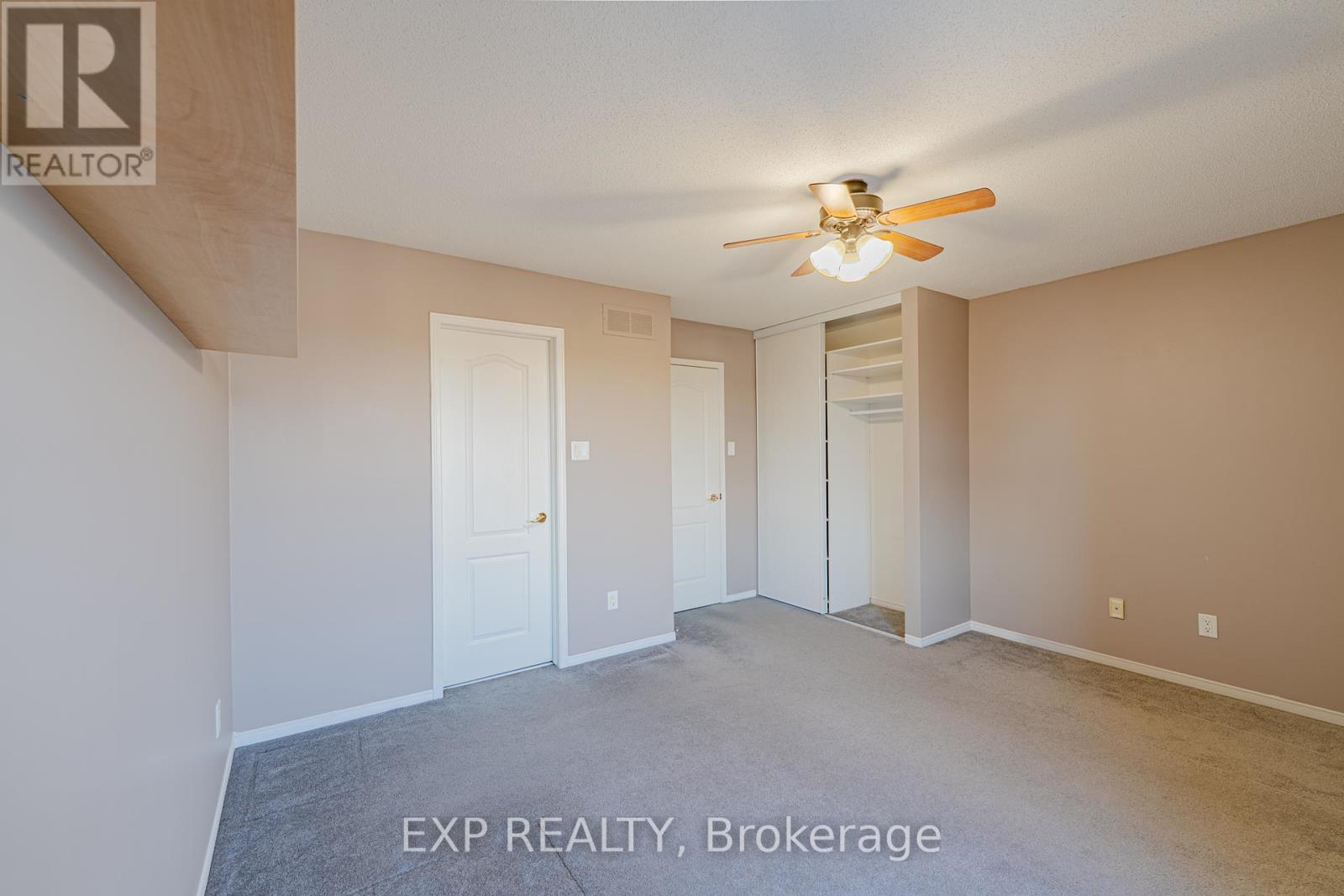 












254 CRESTHAVEN DRIVE

,
Ottawa,




Ontario
K2G6W4

