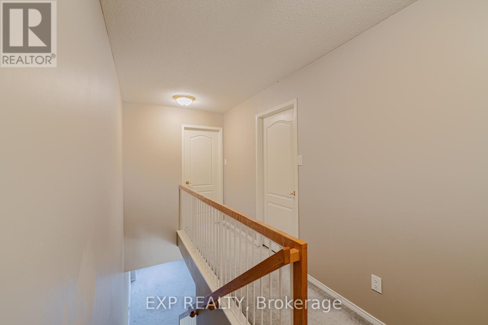 












254 CRESTHAVEN DRIVE

,
Ottawa,




Ontario
K2G6W4

