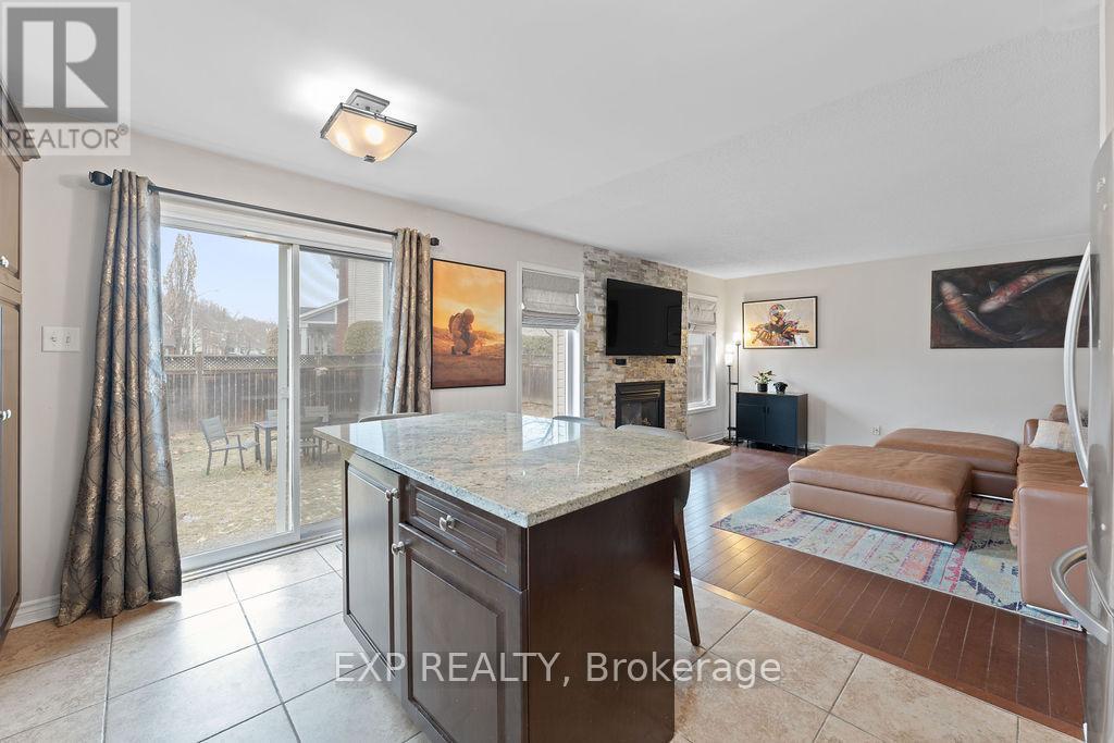 












2176 CAVALIER WAY

,
Ottawa,




Ontario
K1W1K2

