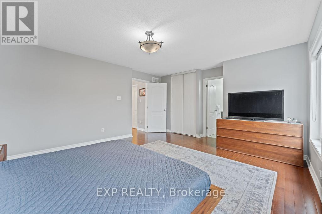 












2176 CAVALIER WAY

,
Ottawa,




Ontario
K1W1K2

