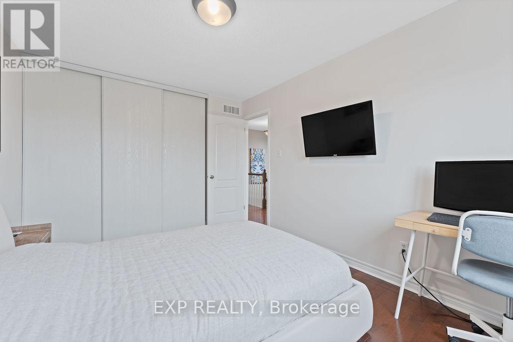 












2176 CAVALIER WAY

,
Ottawa,




Ontario
K1W1K2

