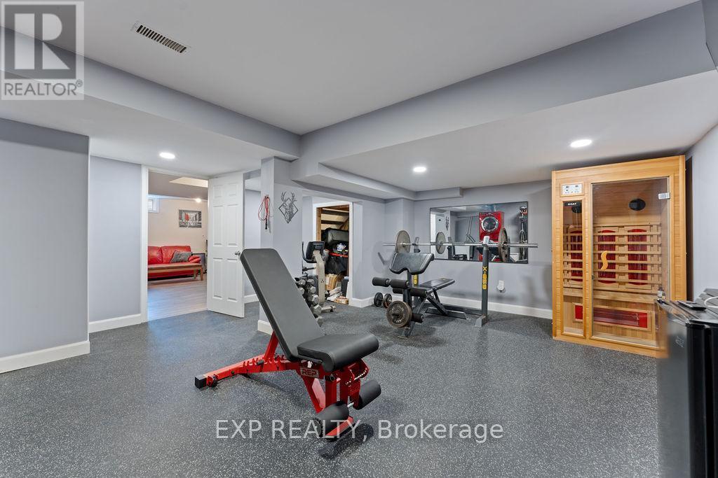 












2176 CAVALIER WAY

,
Ottawa,




Ontario
K1W1K2

