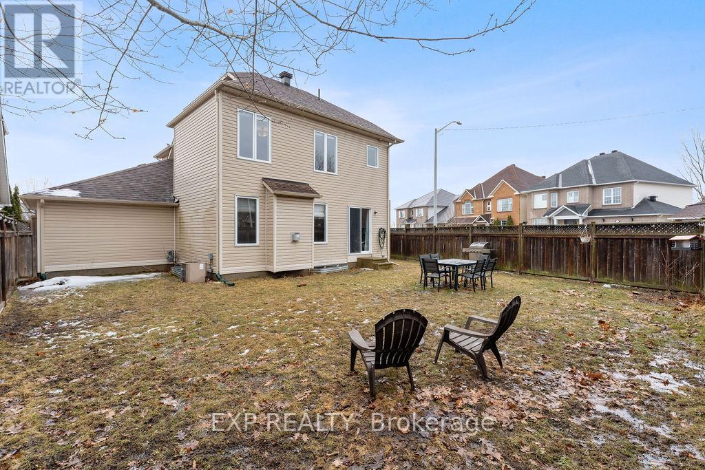 












2176 CAVALIER WAY

,
Ottawa,




Ontario
K1W1K2

