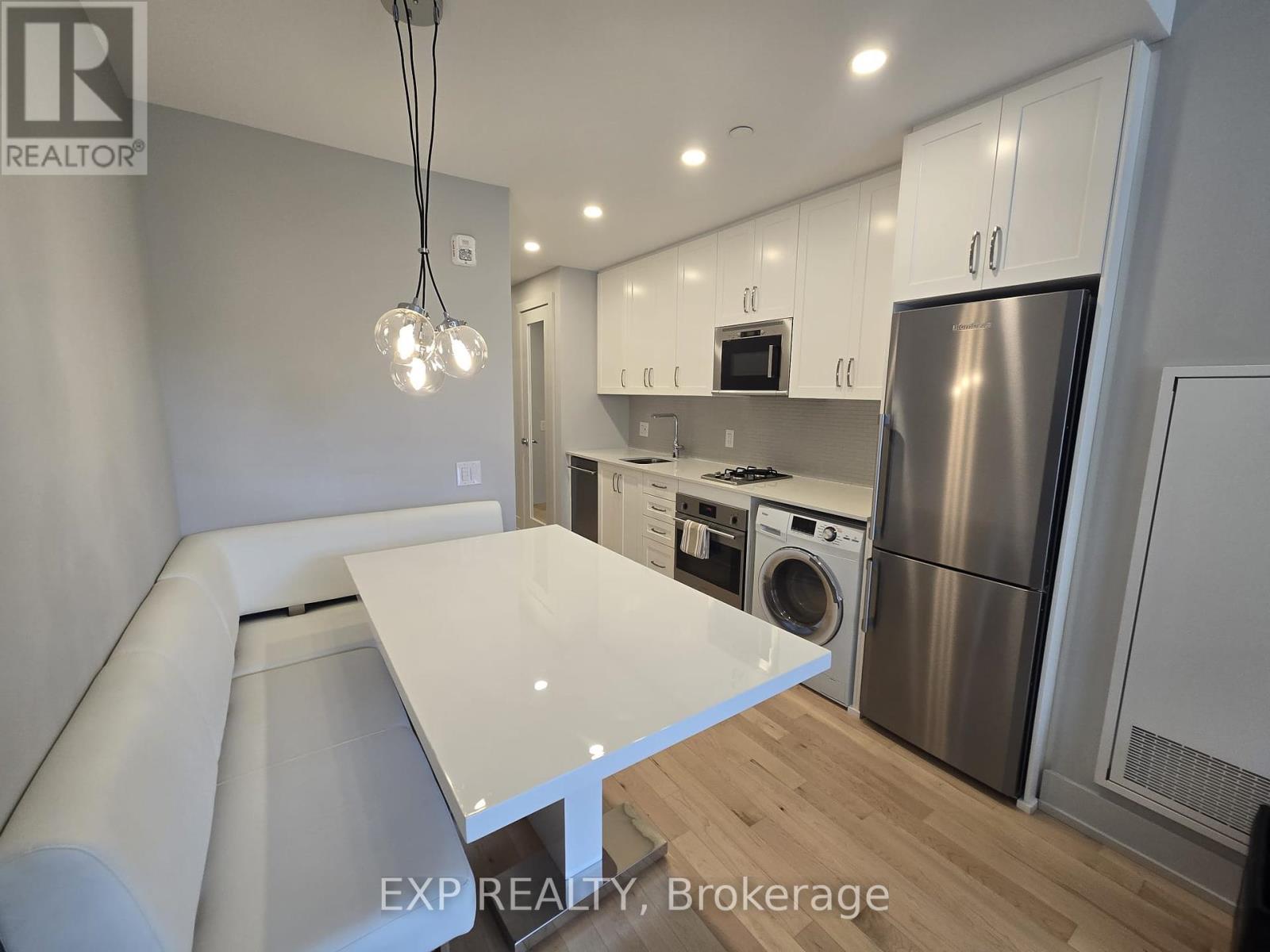 












313 - 60 SPRINGHURST AVENUE

,
Ottawa,




Ontario
K1S5V8

