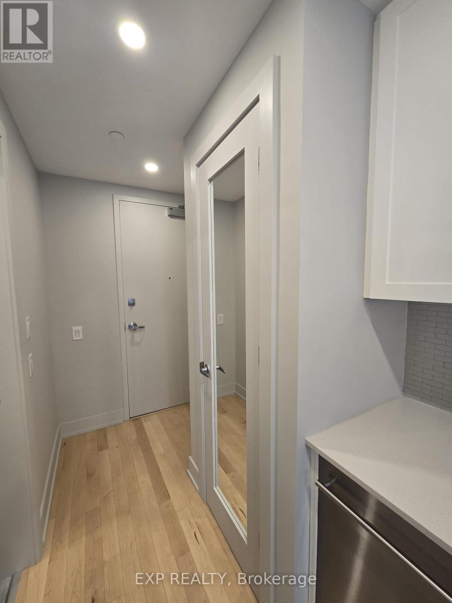 












313 - 60 SPRINGHURST AVENUE

,
Ottawa,




Ontario
K1S5V8


