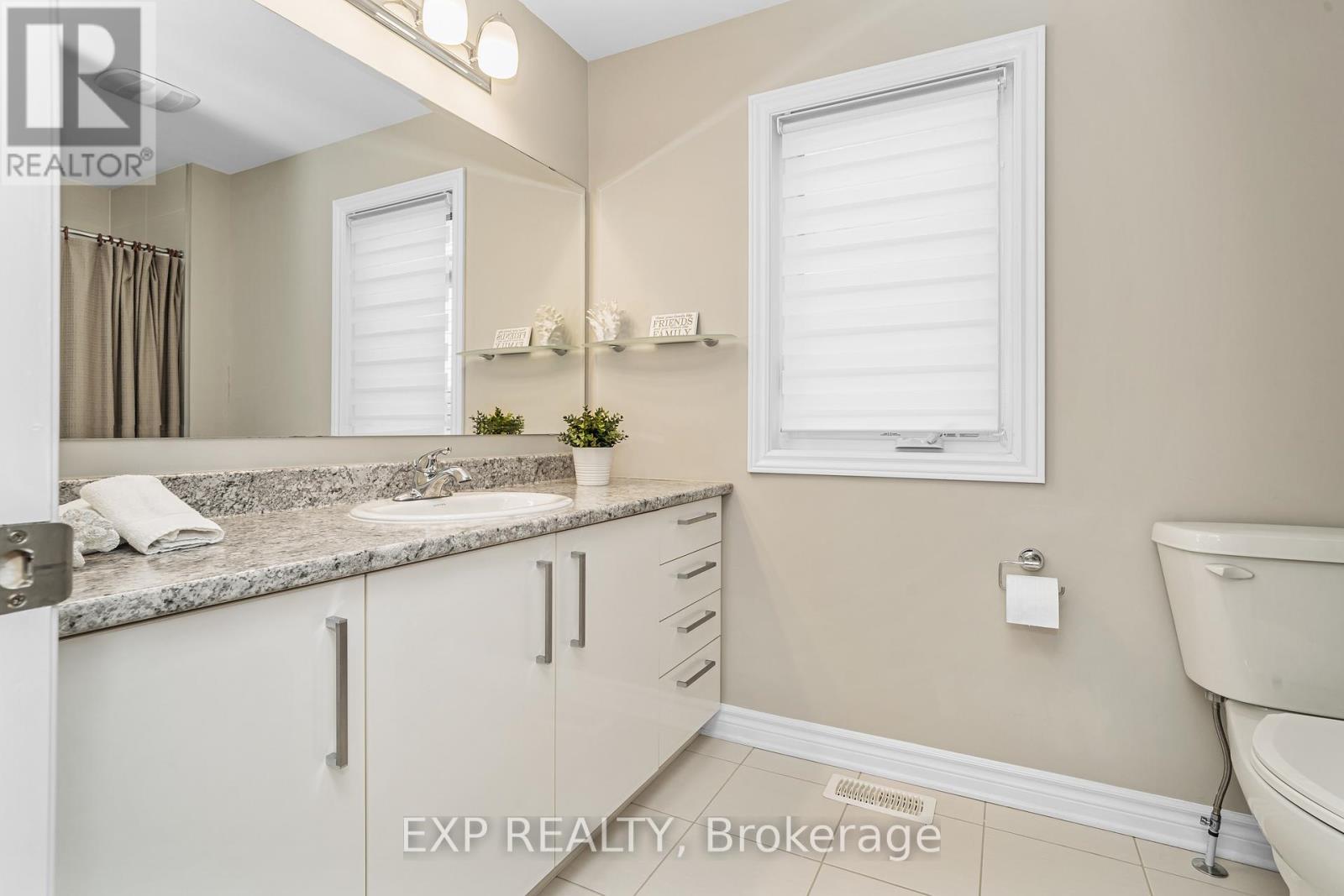 












611 GERANIUM WALK

,
Ottawa,




Ontario
K2S2J6

