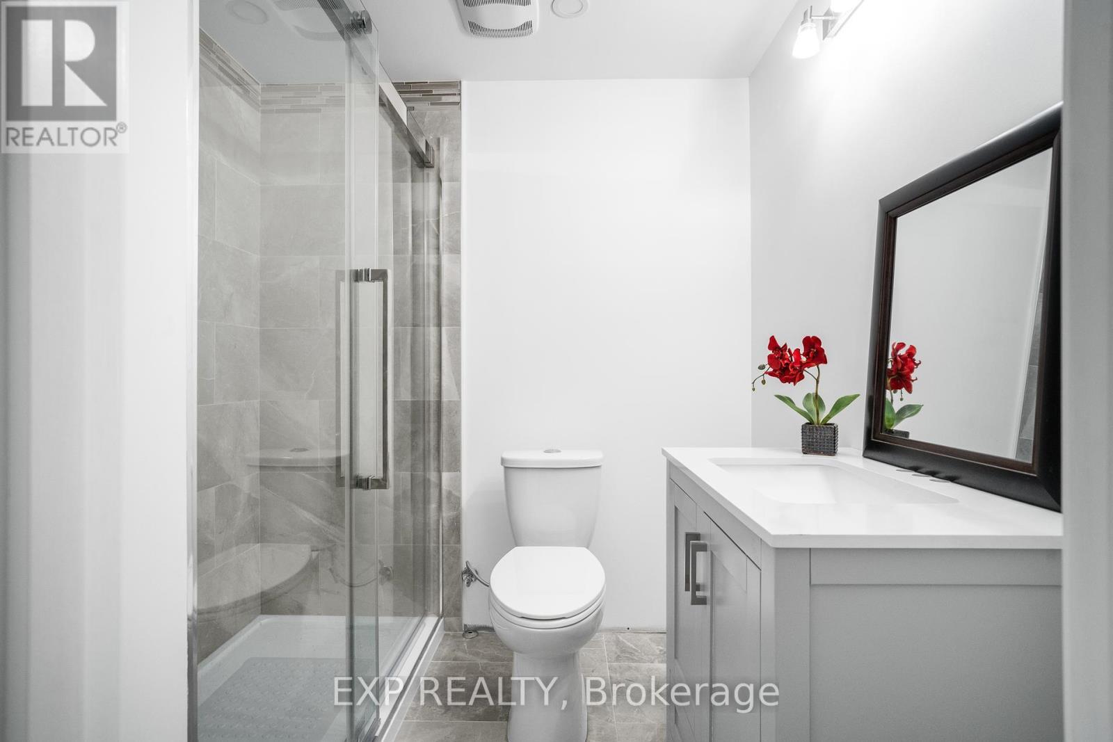 












611 GERANIUM WALK

,
Ottawa,




Ontario
K2S2J6

