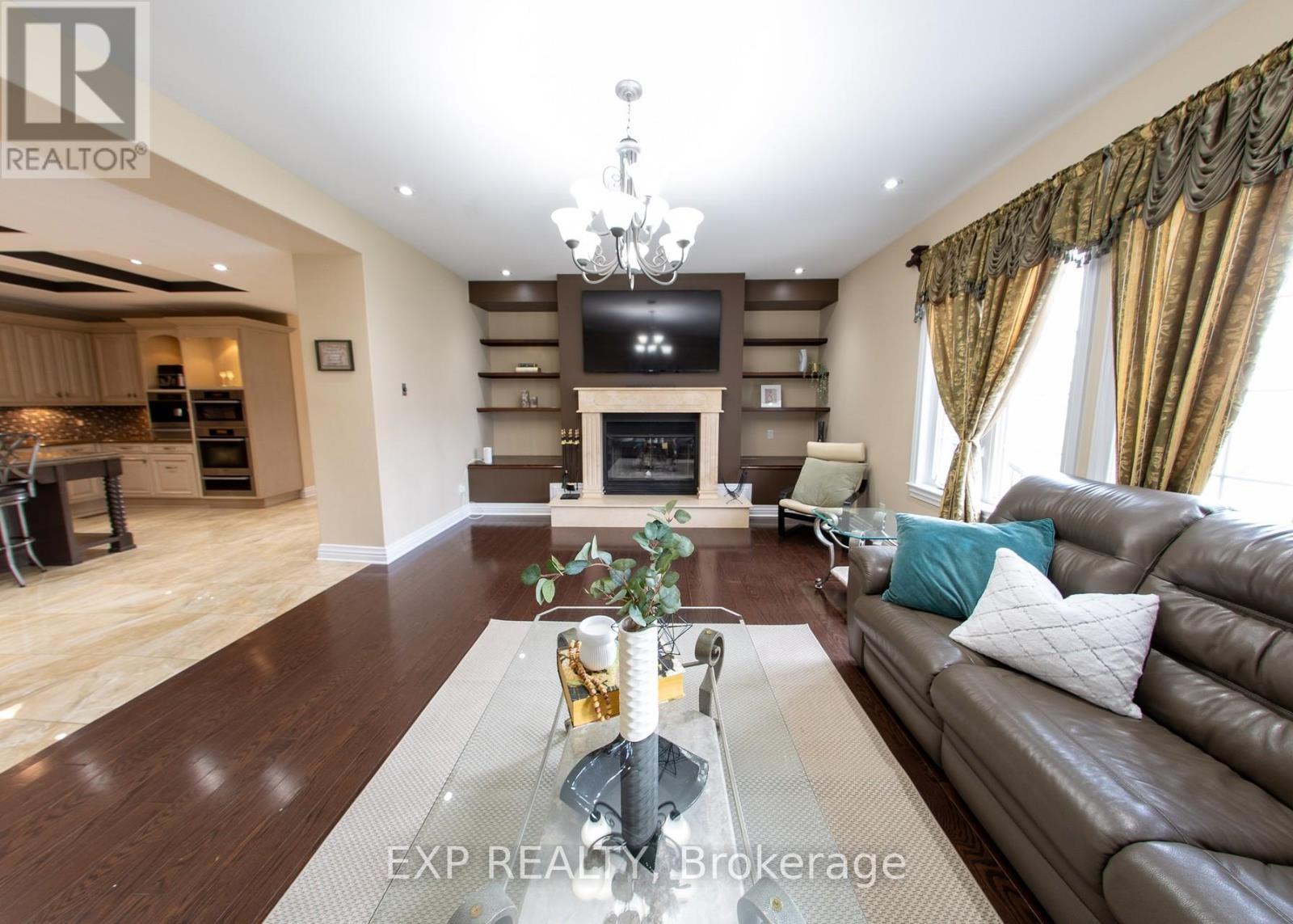 












2754 EAGLESON ROAD

,
Ottawa,




Ontario
K2S1B8

