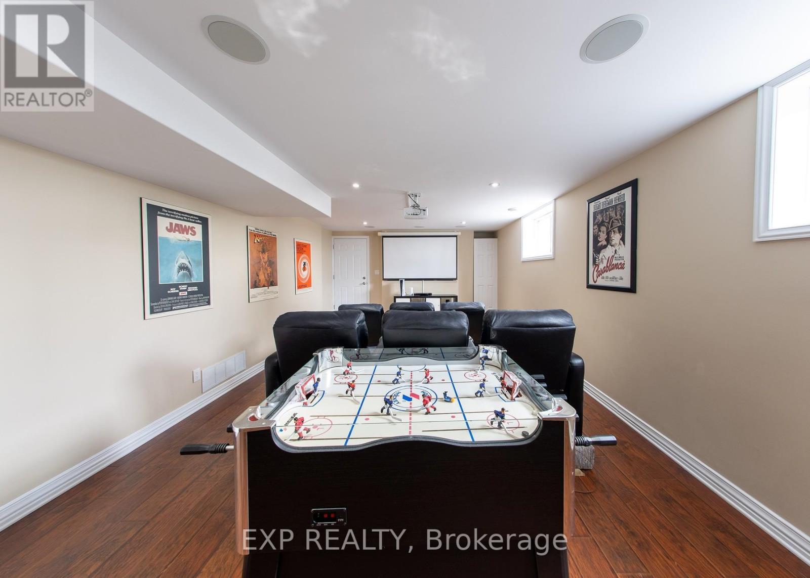 












2754 EAGLESON ROAD

,
Ottawa,




Ontario
K2S1B8

