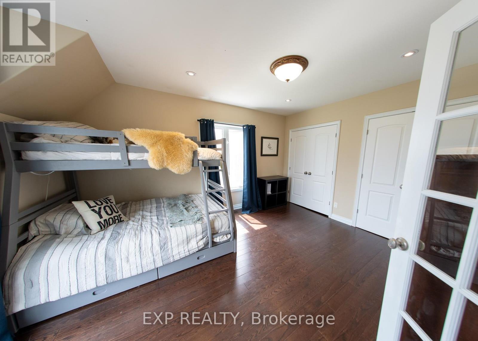 












2754 EAGLESON ROAD

,
Ottawa,




Ontario
K2S1B8

