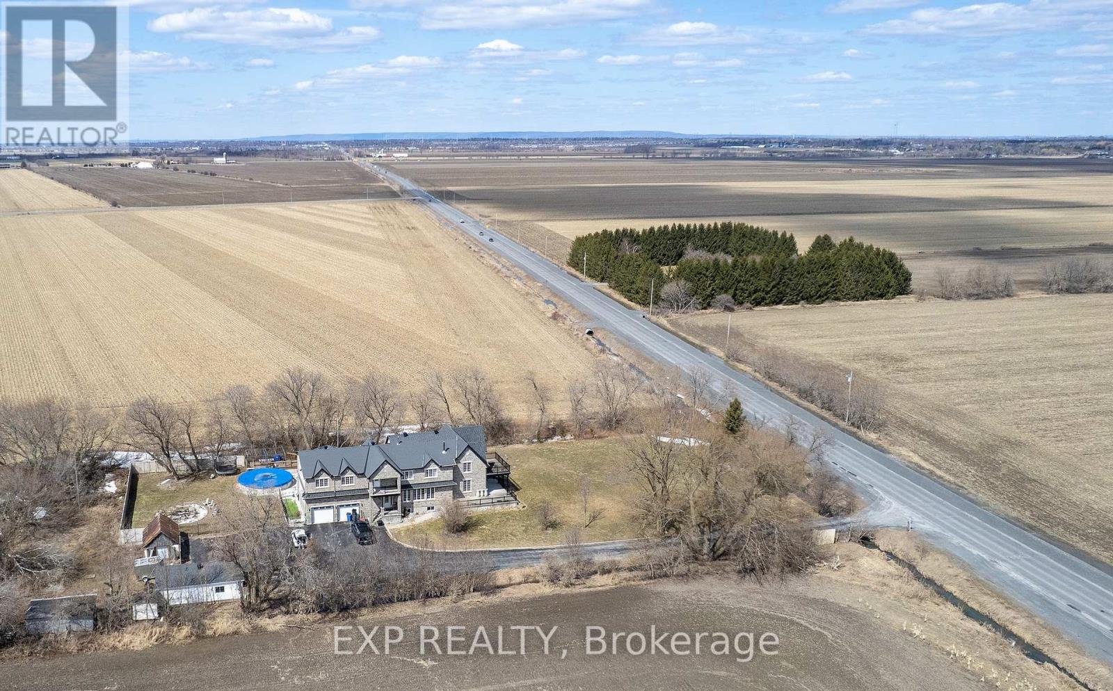 












2754 EAGLESON ROAD

,
Ottawa,




Ontario
K2S1B8

