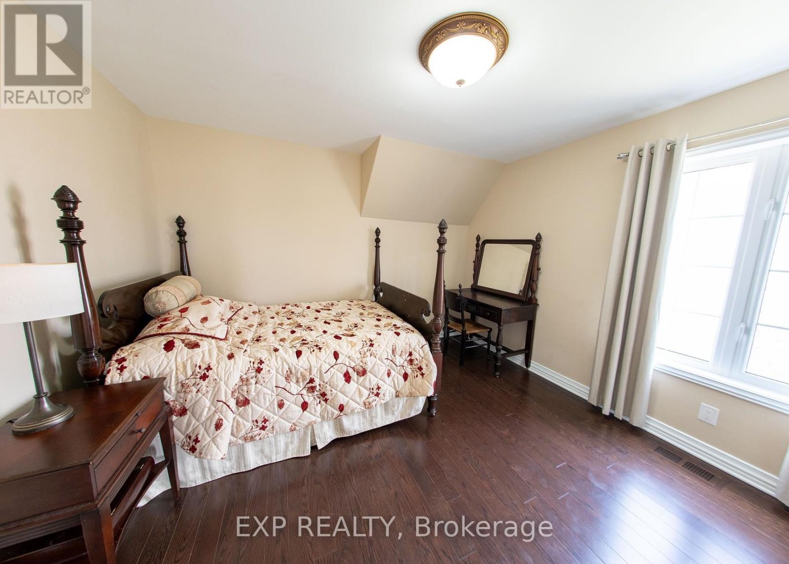 












2754 EAGLESON ROAD

,
Ottawa,




Ontario
K2S1B8

