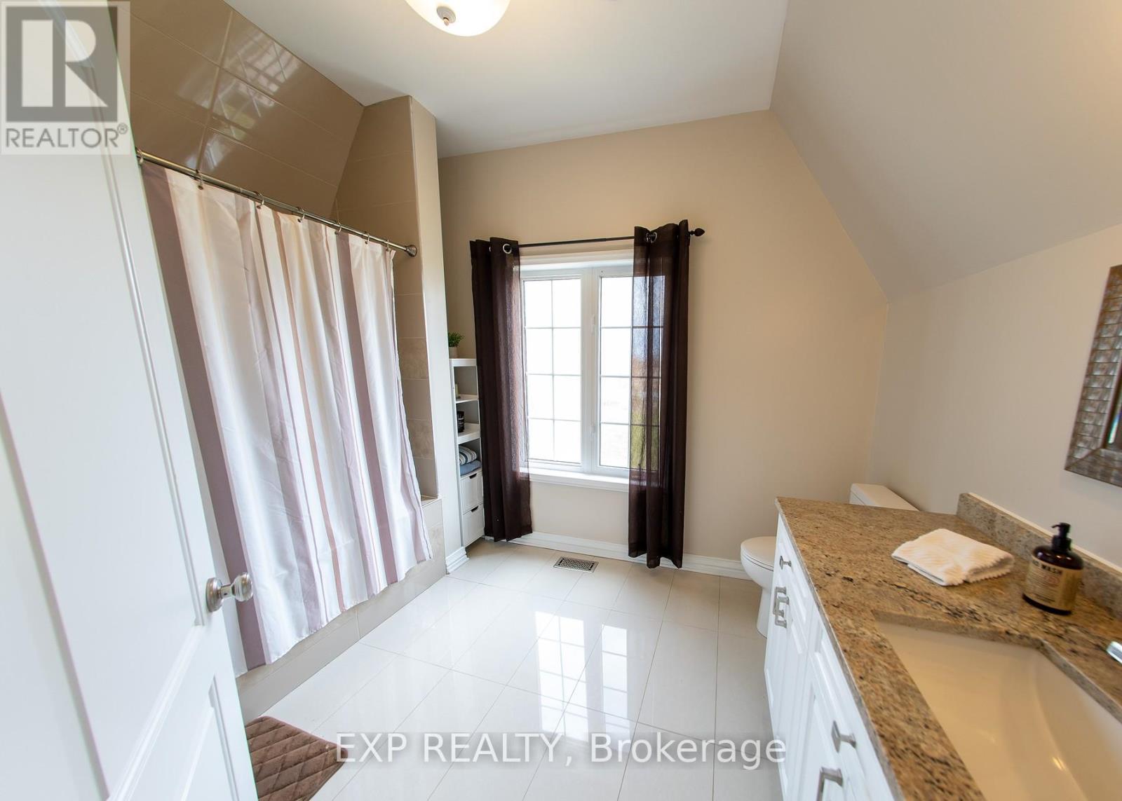 












2754 EAGLESON ROAD

,
Ottawa,




Ontario
K2S1B8


