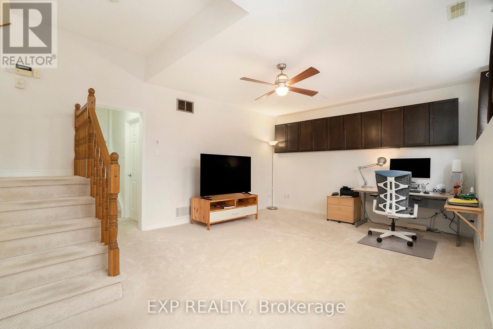 












291 CARLETON AVENUE

,
Ottawa,




Ontario
K1Y0J7

