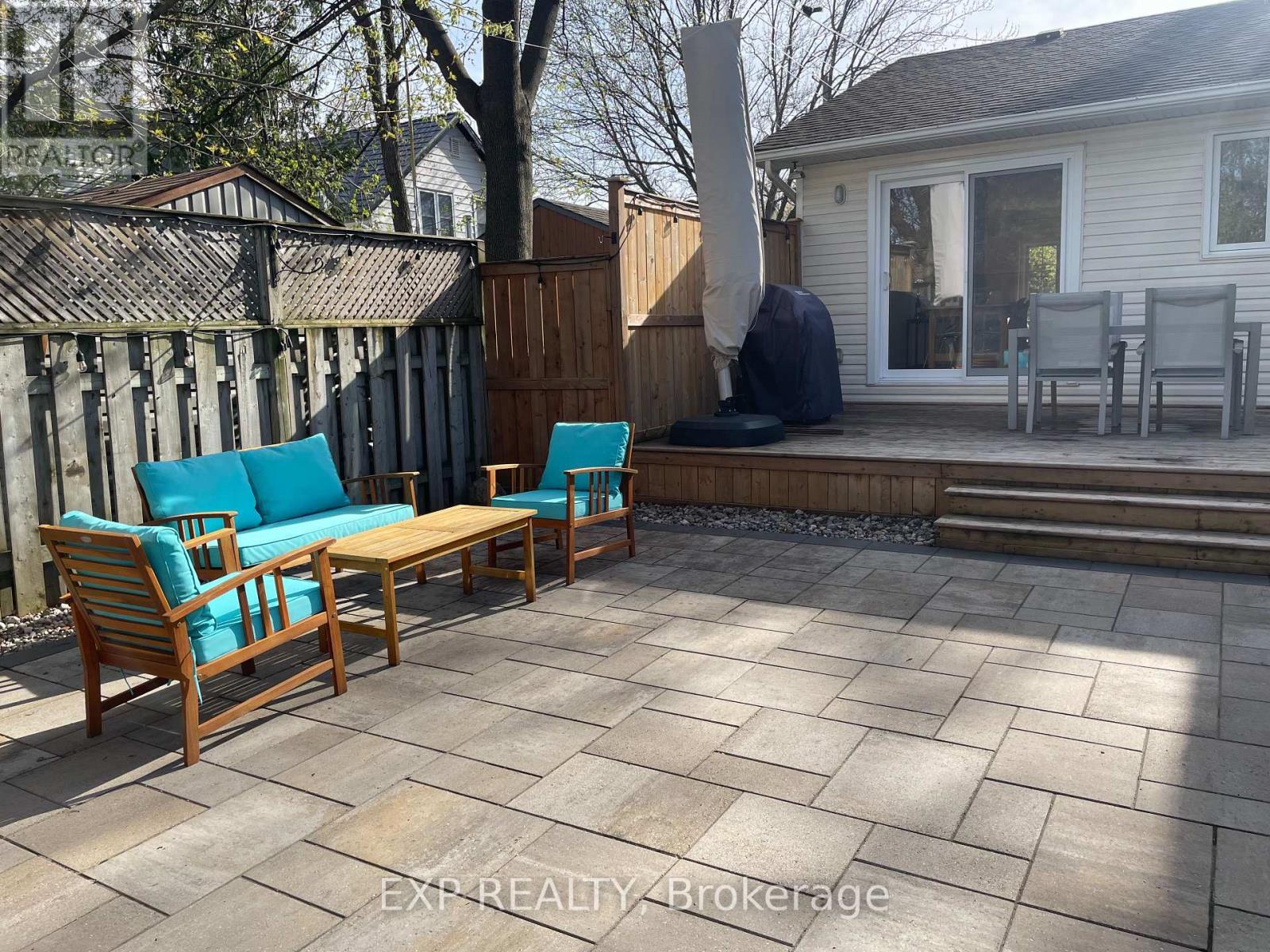 












291 CARLETON AVENUE

,
Ottawa,




Ontario
K1Y0J7

