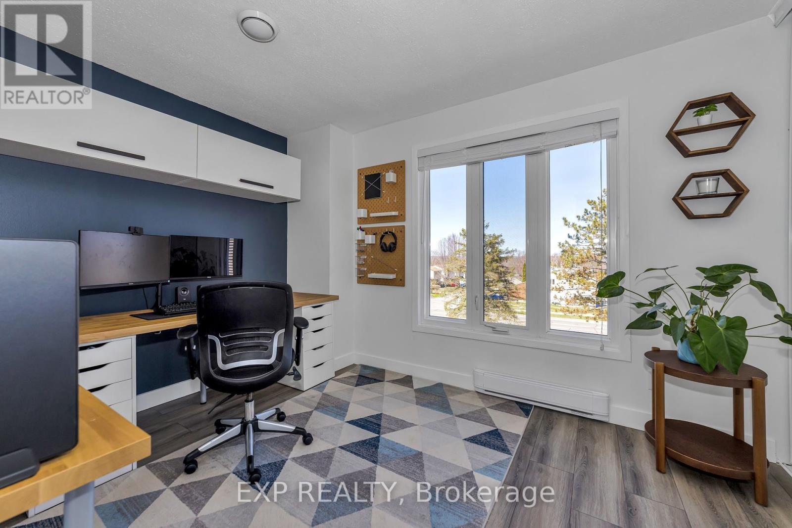 












25 - 6804 JEANNE DARC BOULEVARD N

,
Ottawa,




Ontario
K1C6G1

