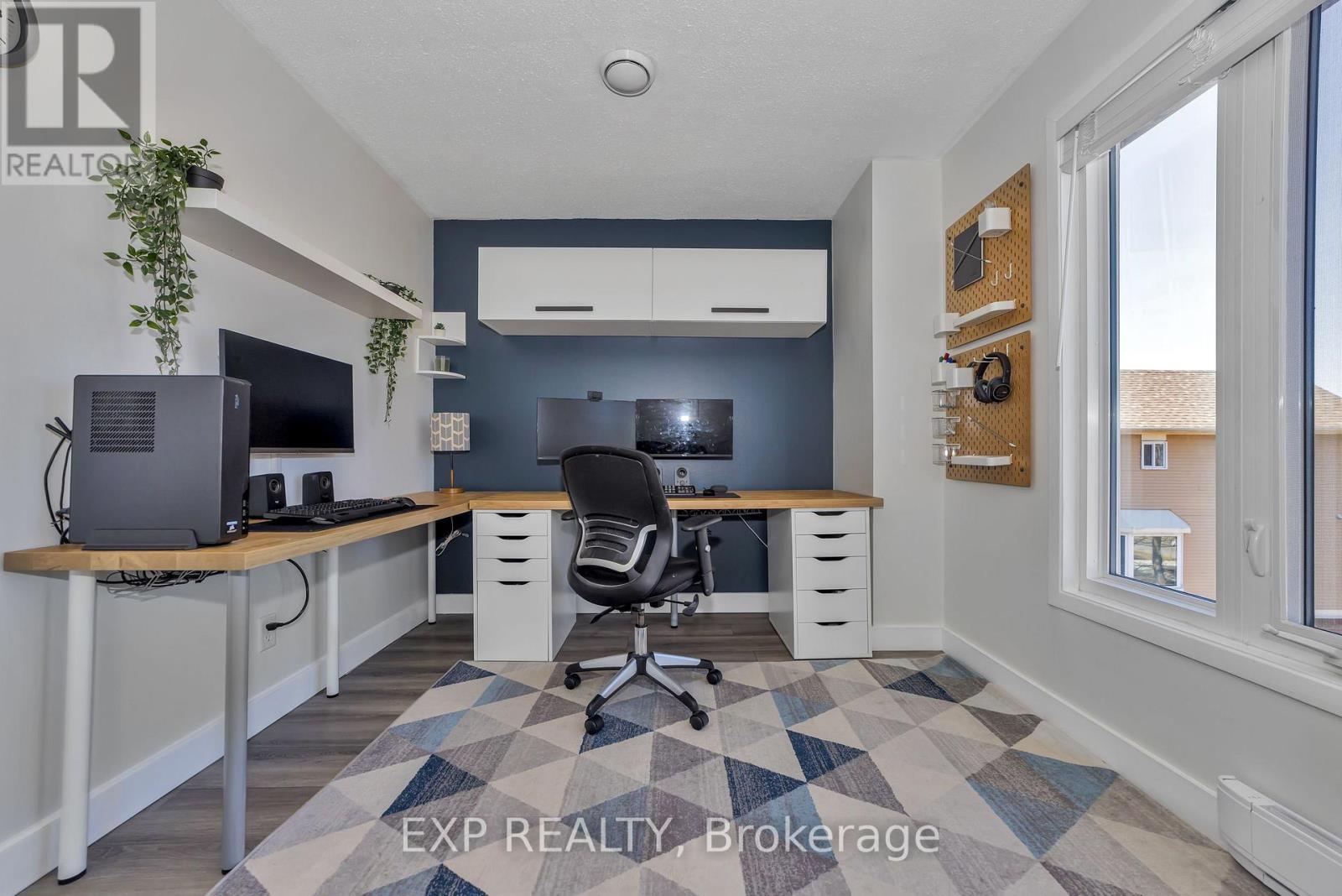 












25 - 6804 JEANNE DARC BOULEVARD N

,
Ottawa,




Ontario
K1C6G1

