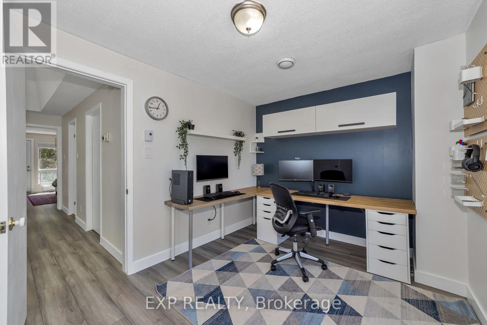 












25 - 6804 JEANNE DARC BOULEVARD N

,
Ottawa,




Ontario
K1C6G1

