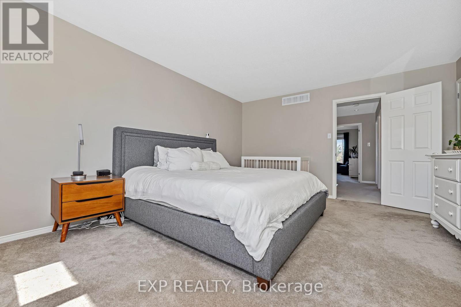 












1047 CAPREOL STREET

,
Ottawa,




Ontario
K4A4Z9

