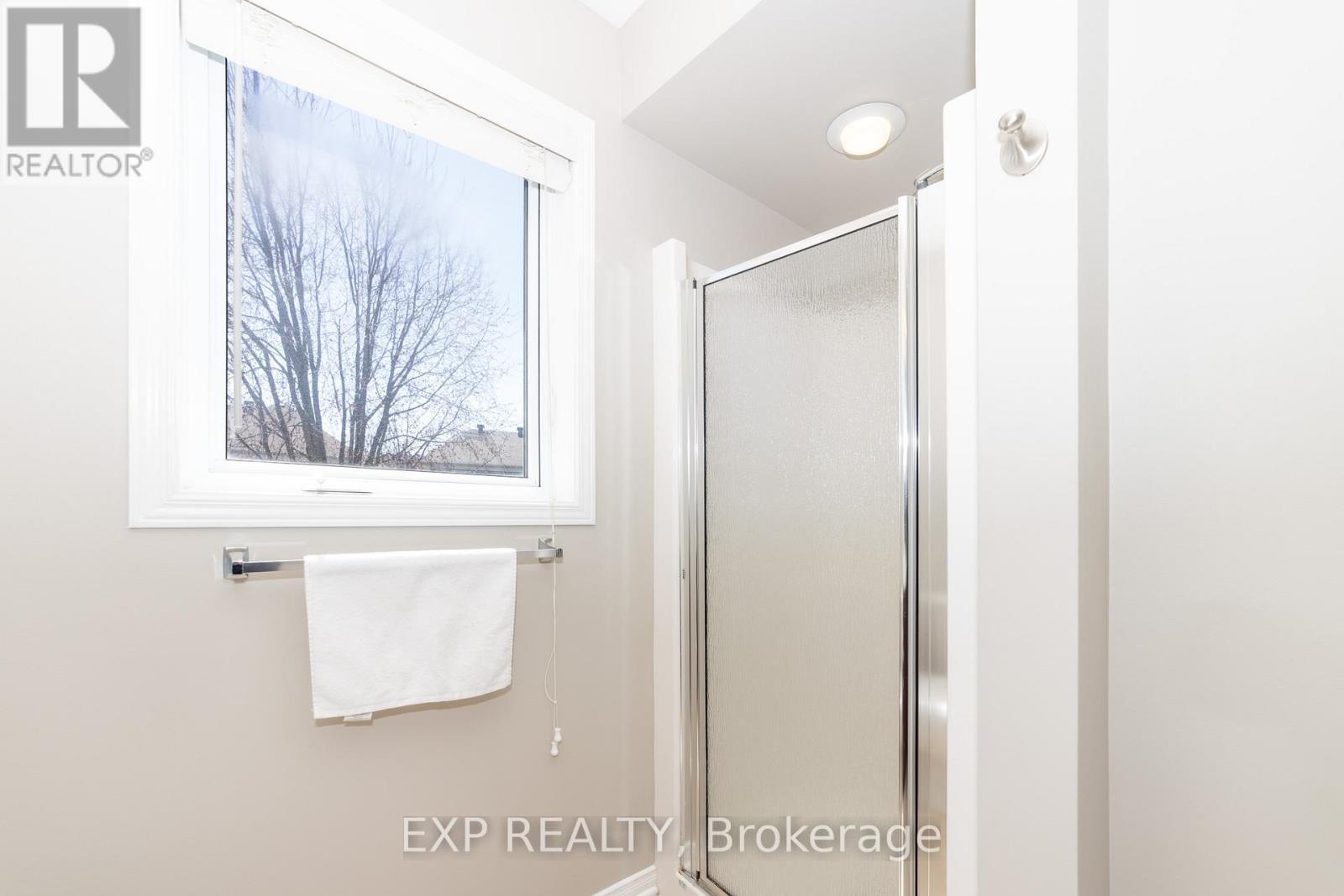 












1047 CAPREOL STREET

,
Ottawa,




Ontario
K4A4Z9

