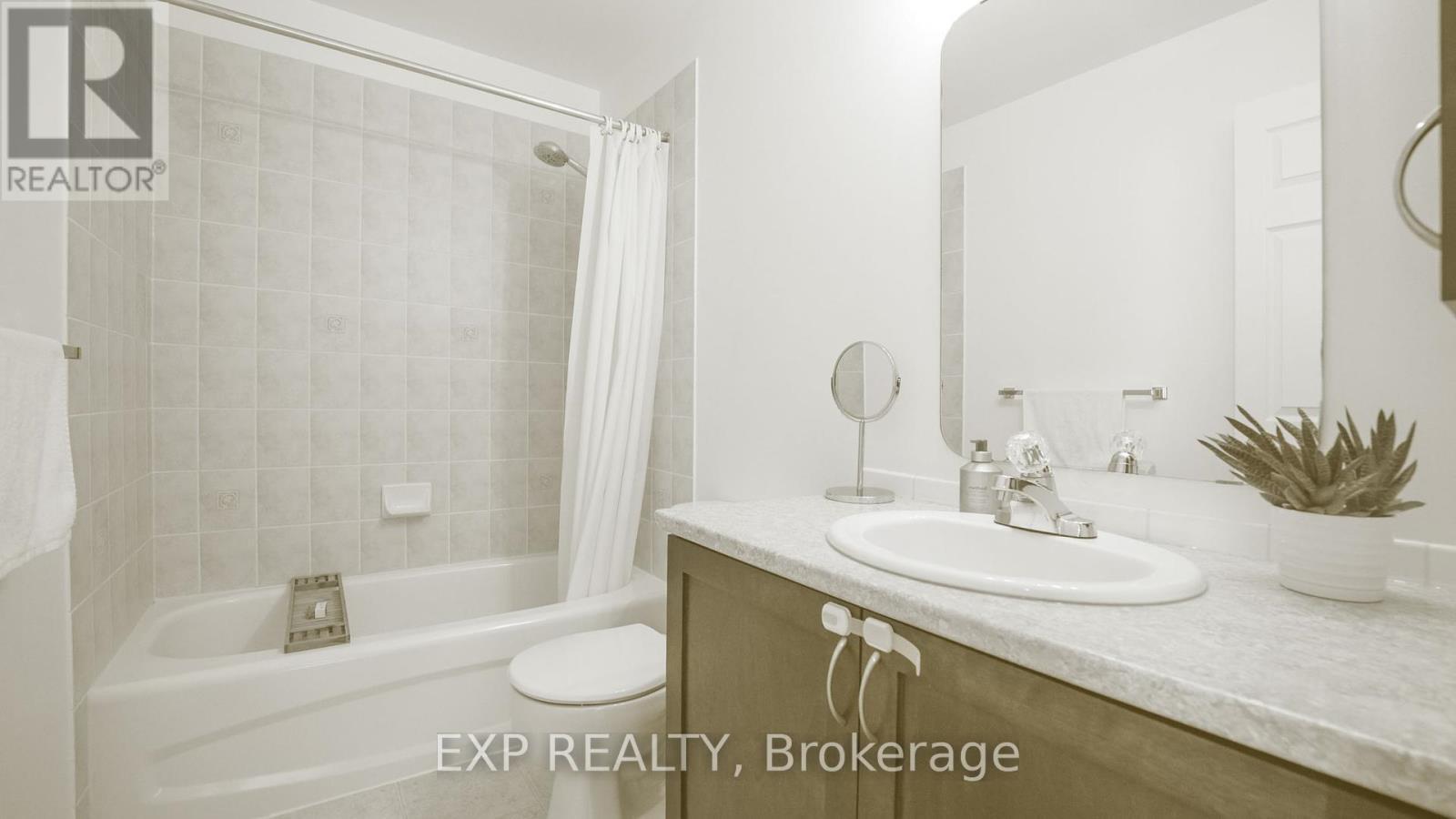












1047 CAPREOL STREET

,
Ottawa,




Ontario
K4A4Z9

