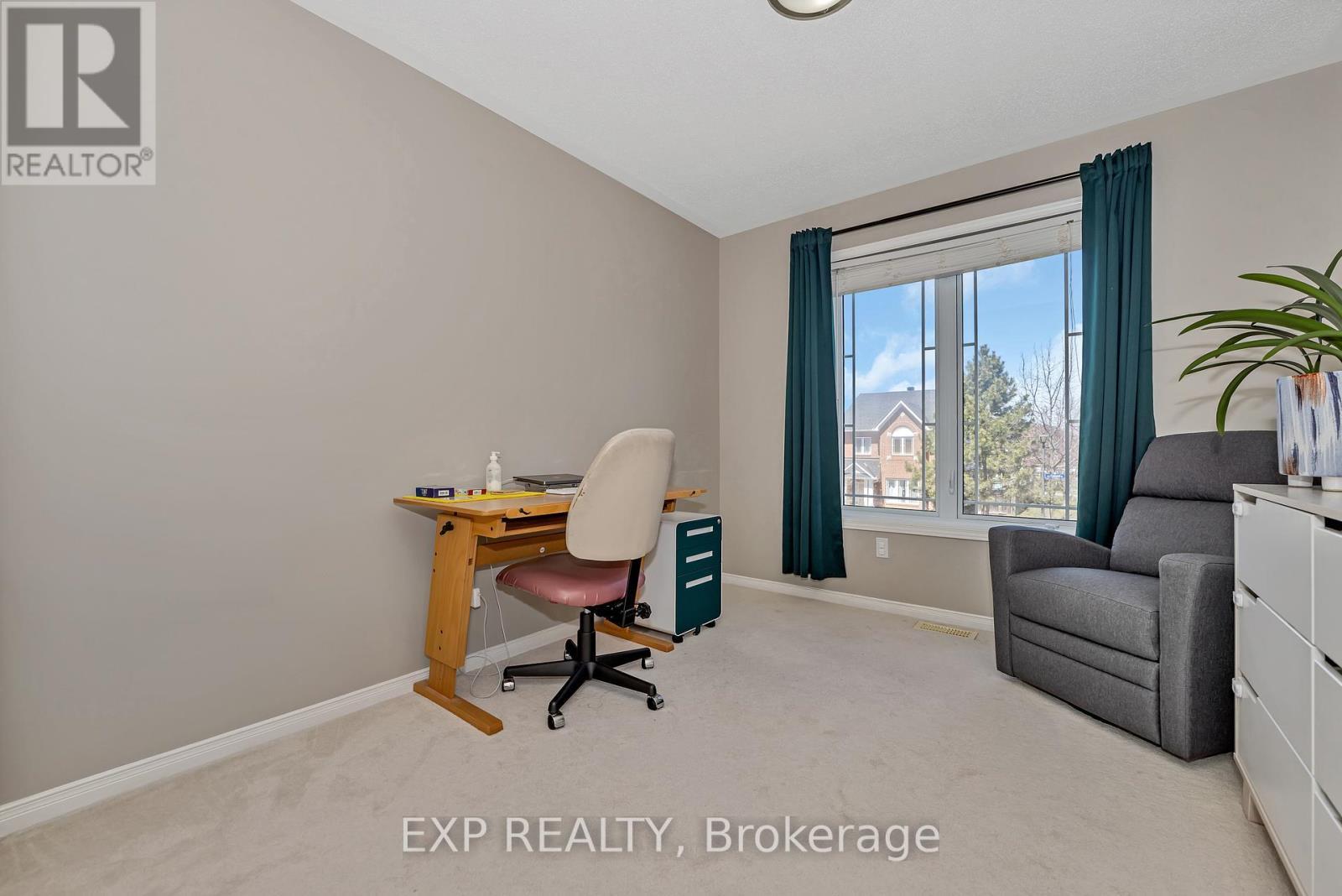 












1047 CAPREOL STREET

,
Ottawa,




Ontario
K4A4Z9

