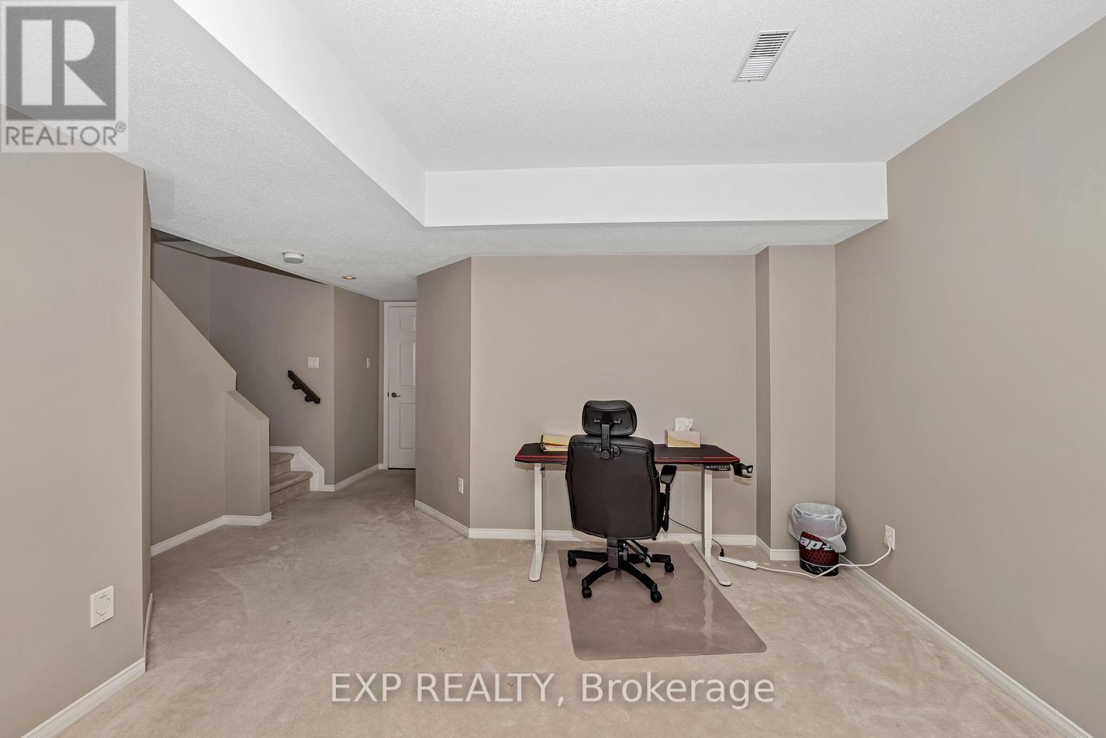 












1047 CAPREOL STREET

,
Ottawa,




Ontario
K4A4Z9

