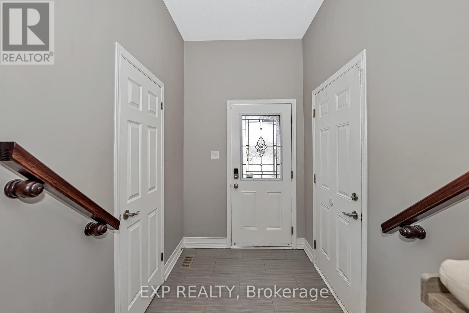












1047 CAPREOL STREET

,
Ottawa,




Ontario
K4A4Z9

