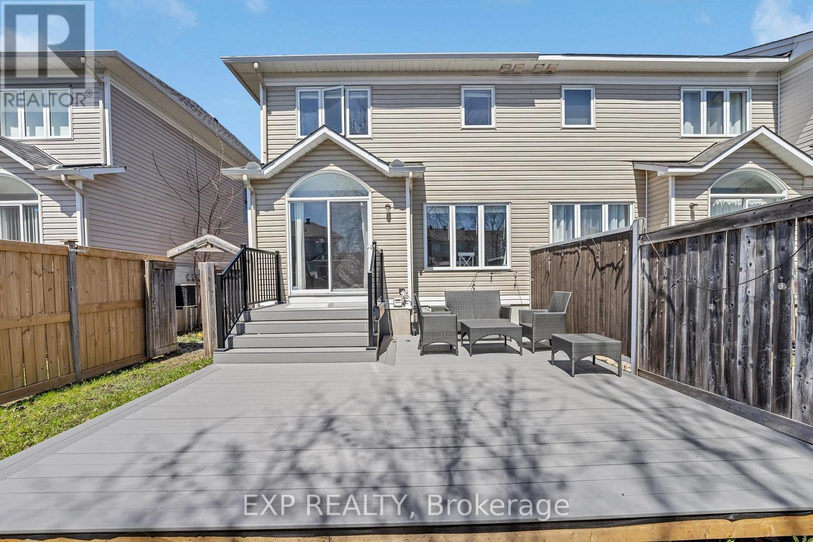 












1047 CAPREOL STREET

,
Ottawa,




Ontario
K4A4Z9

