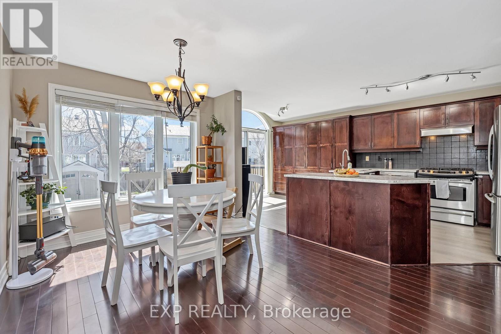 












1047 CAPREOL STREET

,
Ottawa,




Ontario
K4A4Z9

