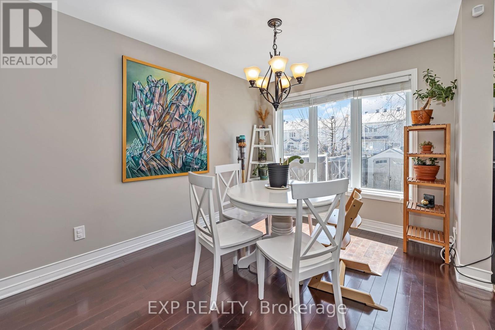 












1047 CAPREOL STREET

,
Ottawa,




Ontario
K4A4Z9

