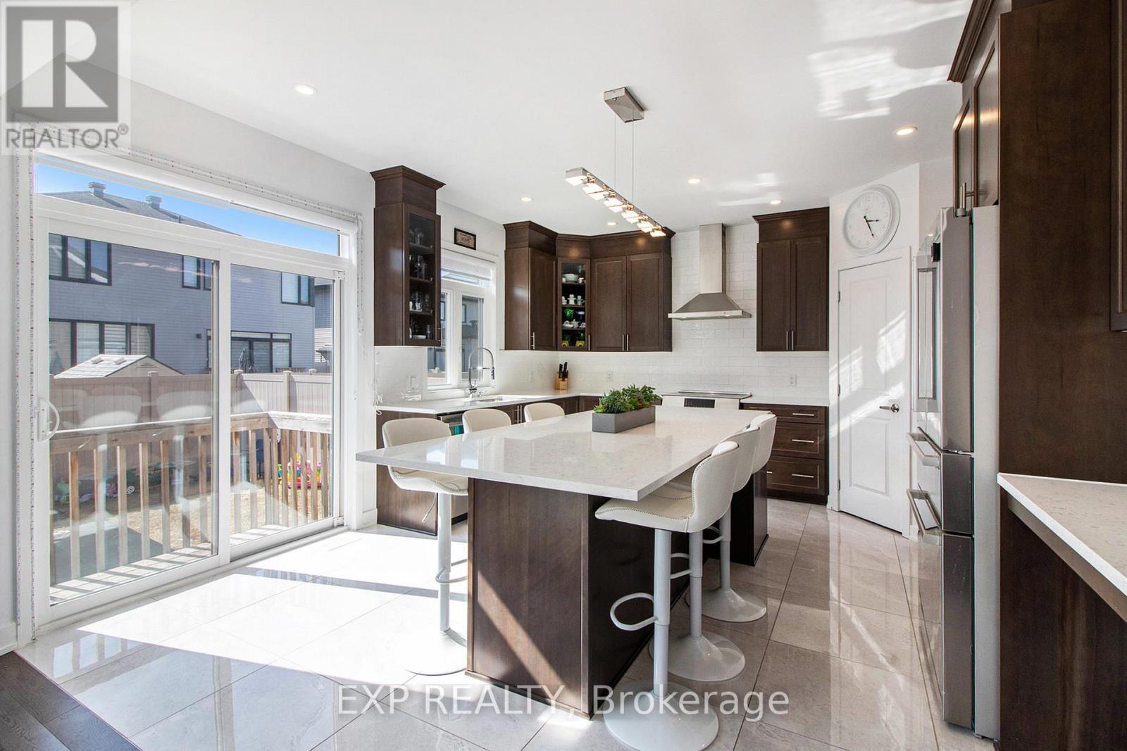 












908 EMBANKMENT STREET

,
Ottawa,




Ontario
K2S2P4

