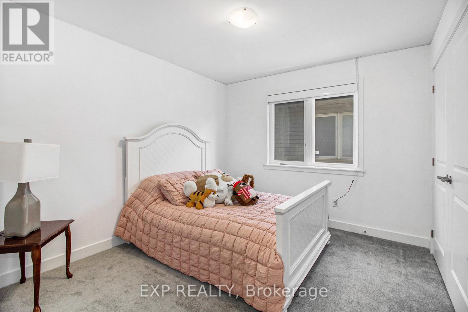 












908 EMBANKMENT STREET

,
Ottawa,




Ontario
K2S2P4

