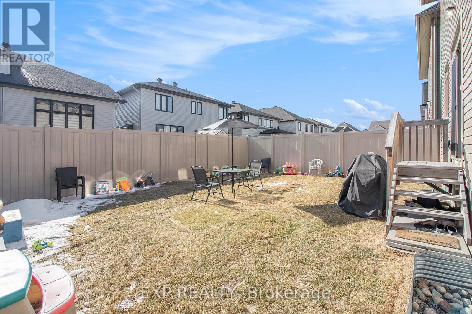 












908 EMBANKMENT STREET

,
Ottawa,




Ontario
K2S2P4

