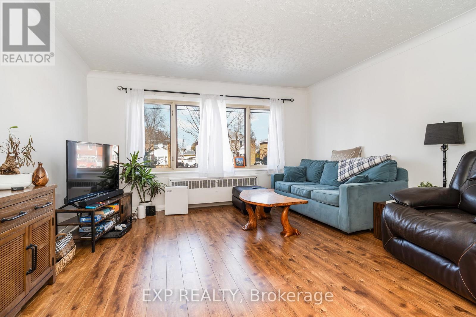 












330 DONALD STREET

,
Ottawa,




Ontario
K1K1M5

