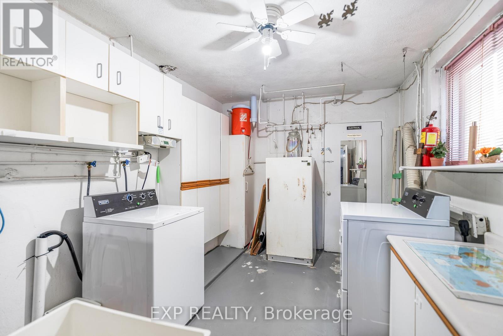 












330 DONALD STREET

,
Ottawa,




Ontario
K1K1M5


