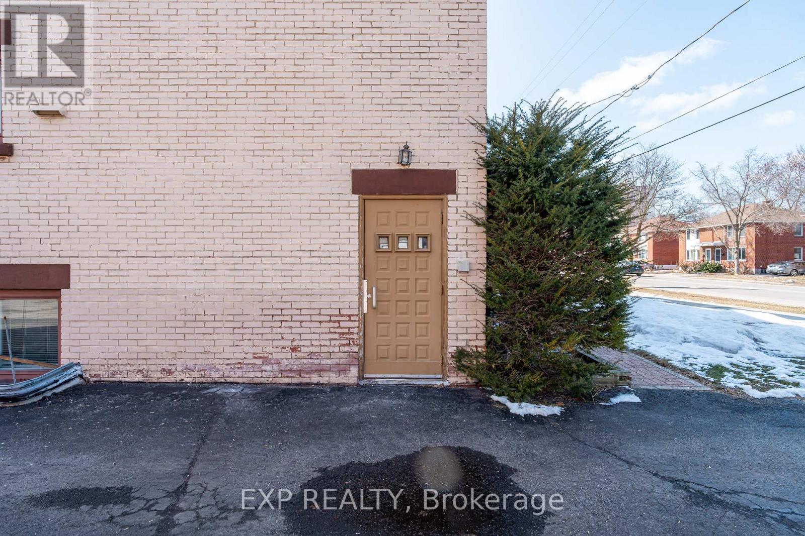 












330 DONALD STREET

,
Ottawa,




Ontario
K1K1M5

